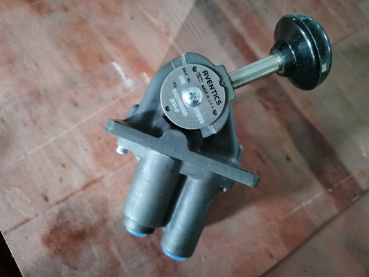 XJ750 Workover Rig یدکی قسمت سه شیر چهار طرفه P59335