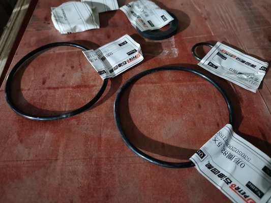 کیت تعمیر سیلندر فرمان API XJ750 Workover Rig Parts HNBR