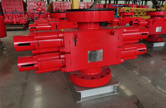 دستي دو بار رام فشار BOP 5000PSI 7-1/16 "محافظ انفجار حفاری میدان نفت