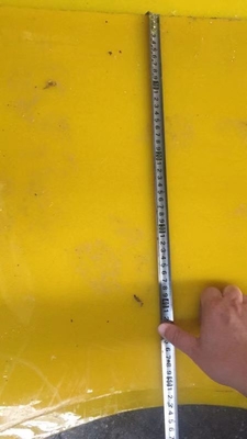 فرش ضد لغزشی پلی اورتان برای دستگاه حفاری میز چرخشی 37 1/2 اینچ ضخامت 30MM رنگ زرد 2200MM*1800MM